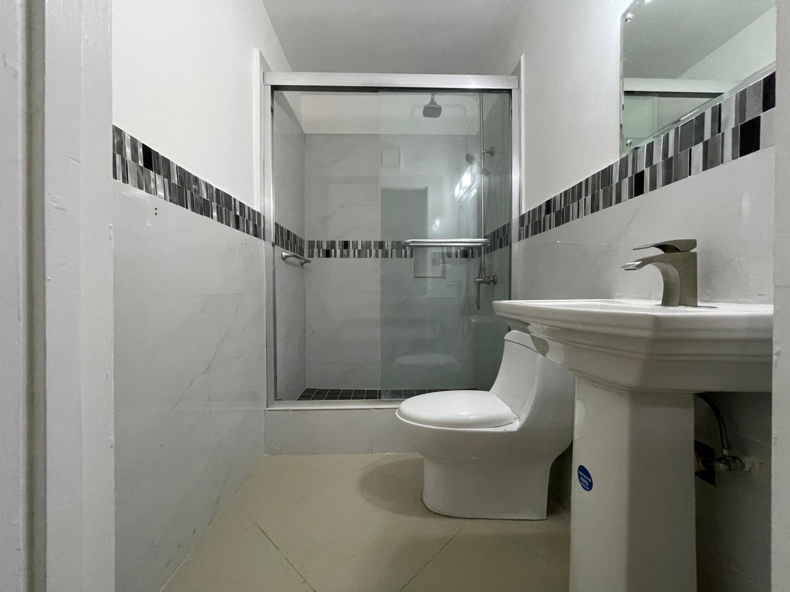 Sixth image of B2a-11 Seaview Avenue in Kingston 5, St. Andrew, Jamaica - property is For Rent