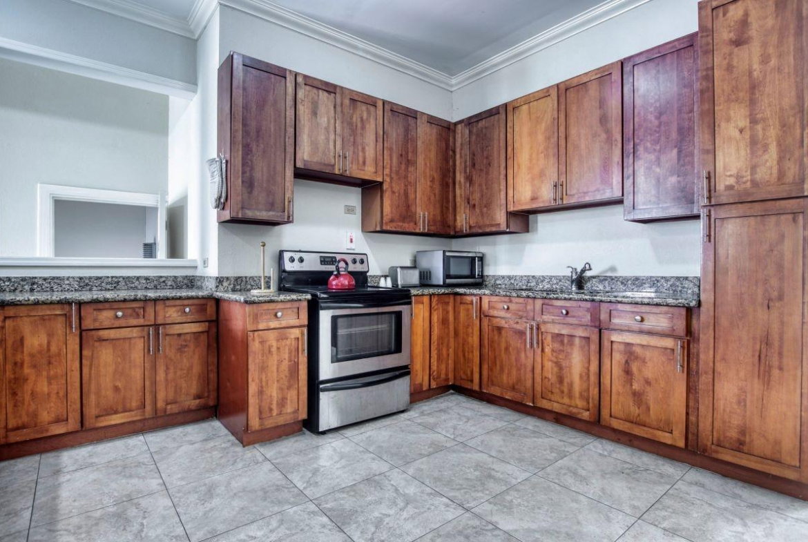 Twelfth image of 13b-25 Liguanea Avenue in Kingston 6, St. Andrew, Jamaica - property is For Rent