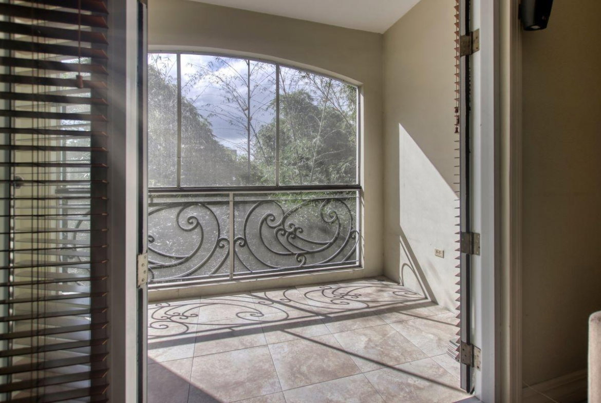 Fourteenth image of 13b-25 Liguanea Avenue in Kingston 6, St. Andrew, Jamaica - property is For Rent