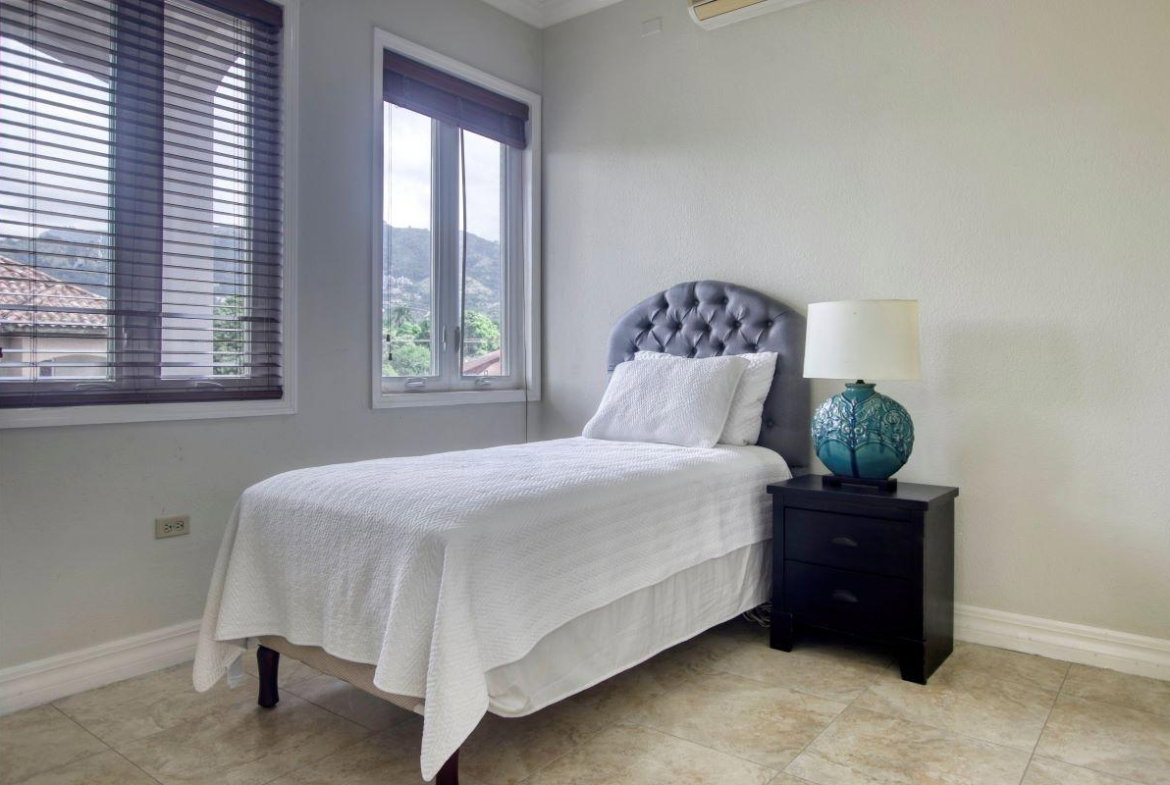 Fourth image of 13b-25 Liguanea Avenue in Kingston 6, St. Andrew, Jamaica - property is For Rent