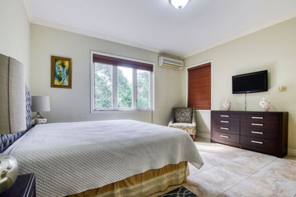 Sixteenth image of 13b-25 Liguanea Avenue in Kingston 6, St. Andrew, Jamaica - property is For Sale