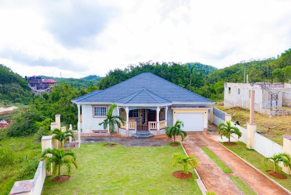 First image of Fairfield Mountain, Mande in Fairfield Mountain, Manchester, Jamaica - property is For Sale