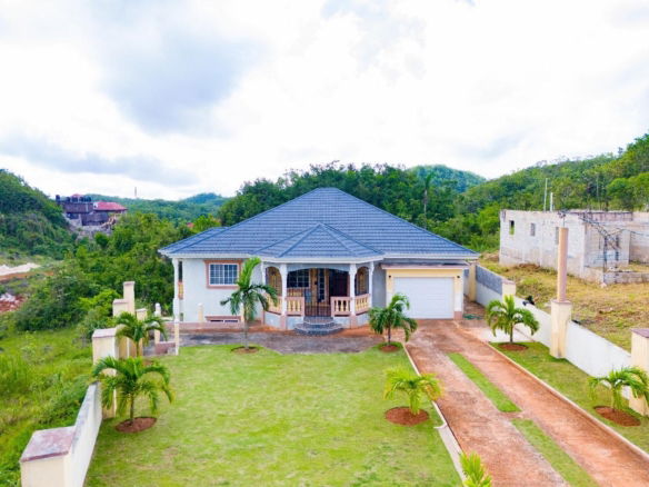First image of Fairfield Mountain, Mande in Fairfield Mountain, Manchester, Jamaica - property is For Sale