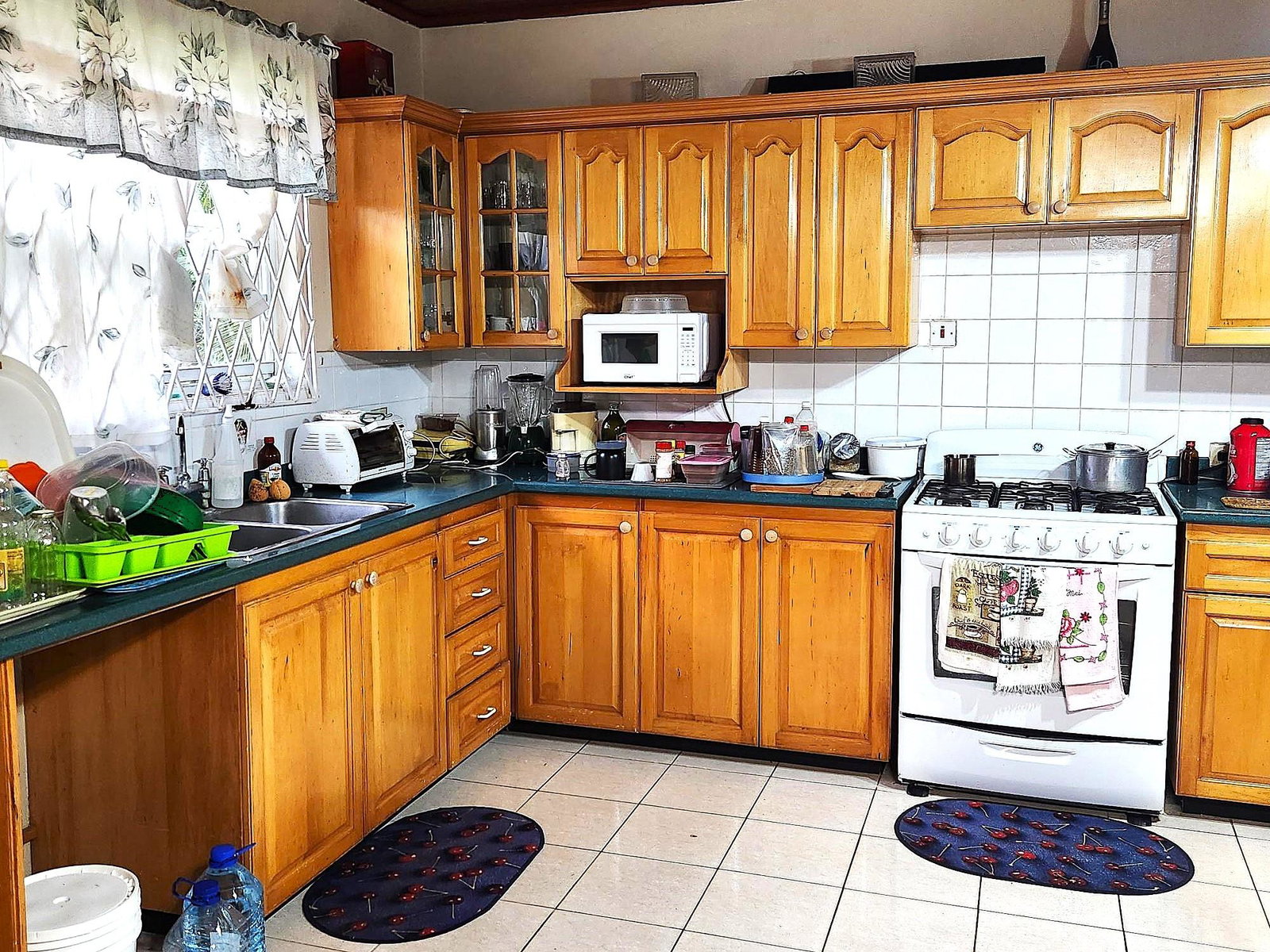 Spacious-3-Bedroom-House-for-Sale-in-Hanbury-Jamaica Seventh image of 14 Ciboney Drive, Hanbury in Hanbury, Manchester, Jamaica - property is For Sale