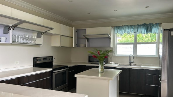 Thirteenth image of 29 Tara Estates, Reading, mo in Montego Bay, St. James, Jamaica - property is For Rent