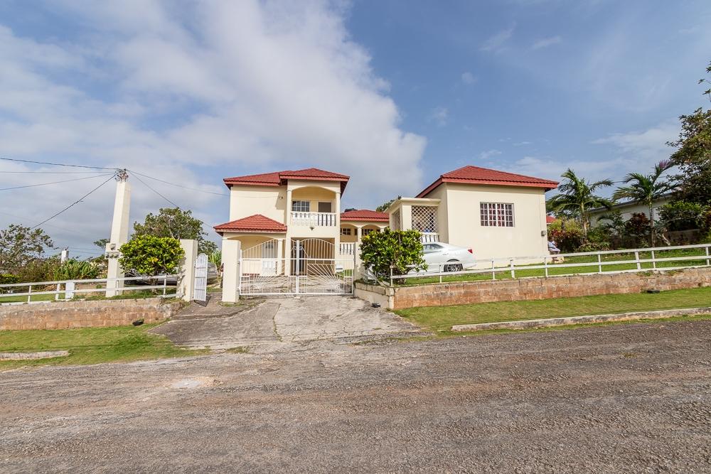 Seventh image of 13 Crest Haven Close in Mandeville, Manchester, Jamaica - property is For Sale
