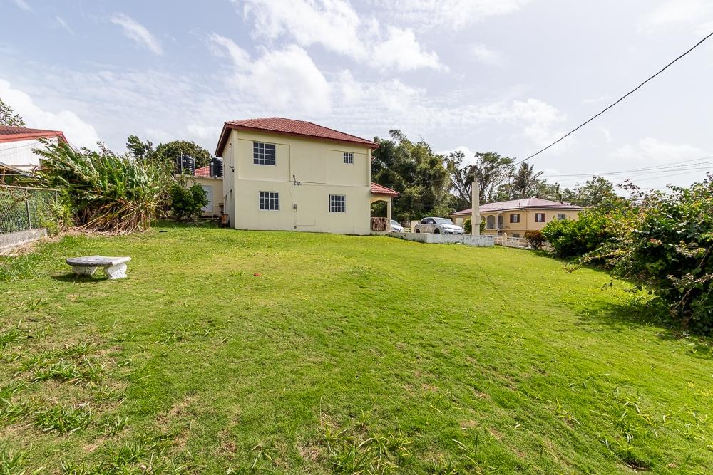 Tenth image of 13 Crest Haven Close in Mandeville, Manchester, Jamaica - property is For Sale