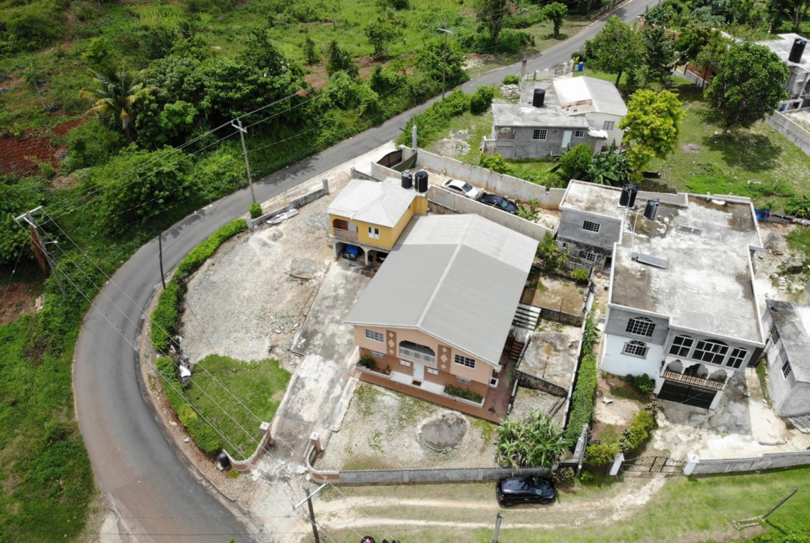 Sixth image of Comfort Road in Royal Flat, Manchester, Jamaica - property is For Sale