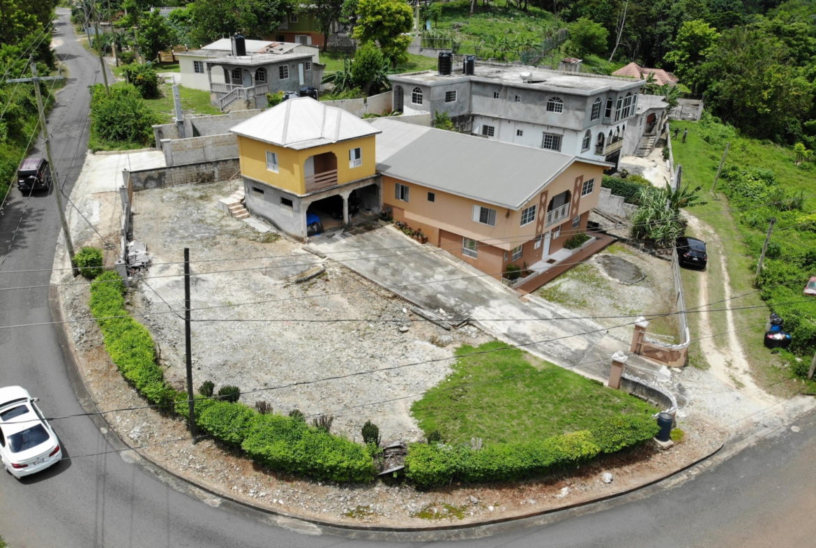 Seventh image of Comfort Road in Royal Flat, Manchester, Jamaica - property is For Sale