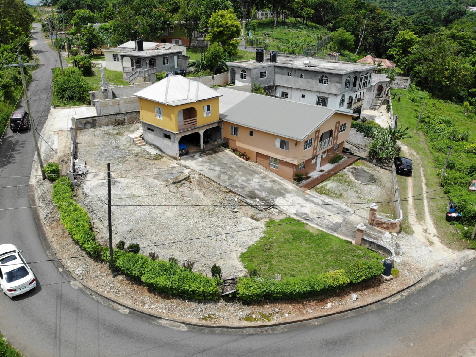 Seventh image of Comfort Road in Royal Flat, Manchester, Jamaica - property is For Sale