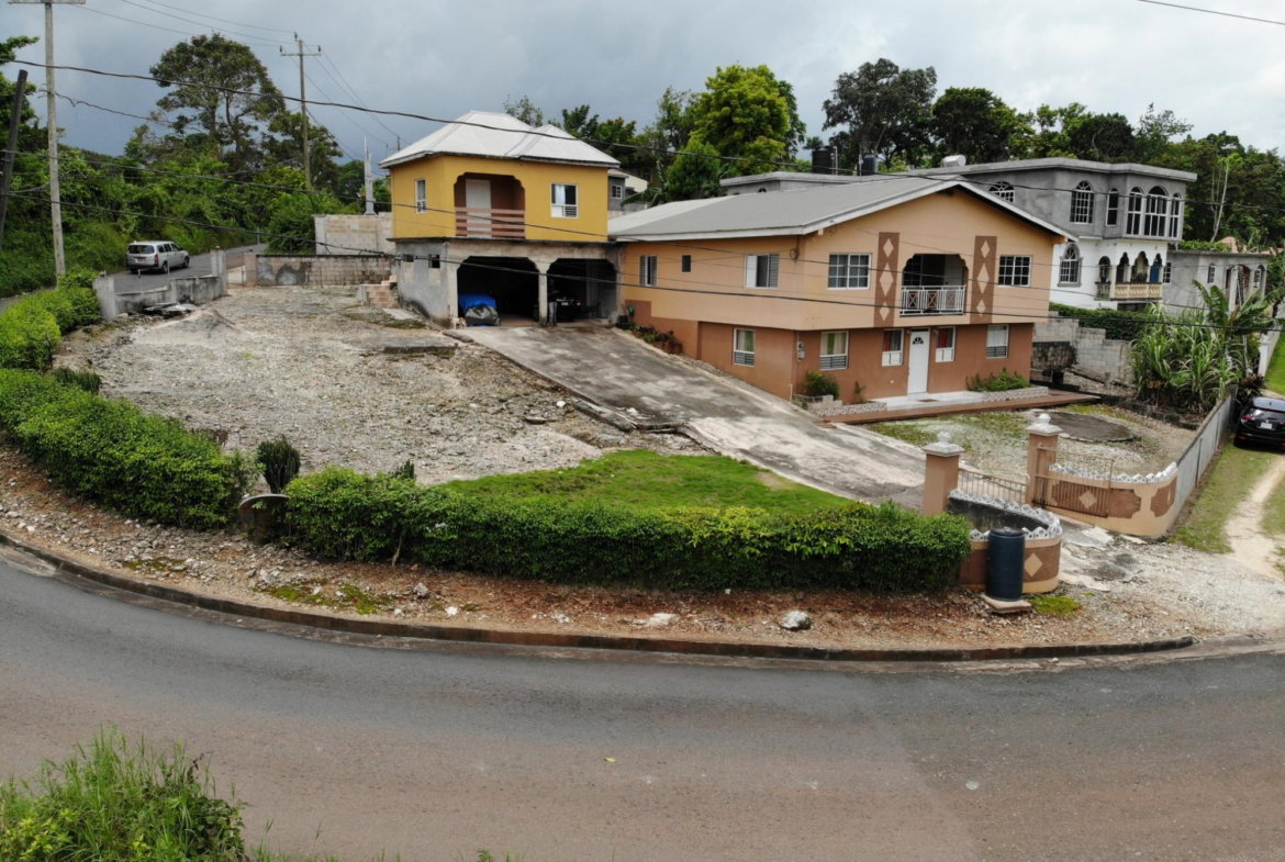 Eighth image of Comfort Road in Royal Flat, Manchester, Jamaica - property is For Sale
