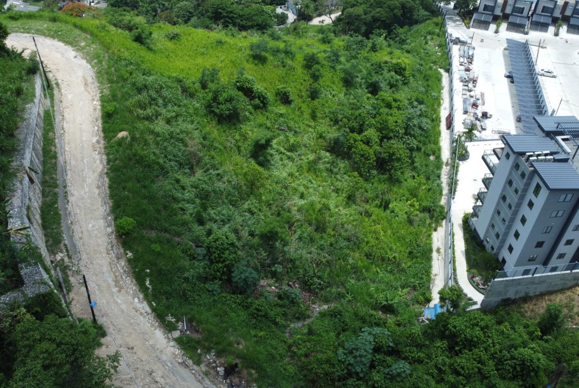 Second image of 14 Harriman Close in Kingston 6, St. Andrew, Jamaica - property is For Sale