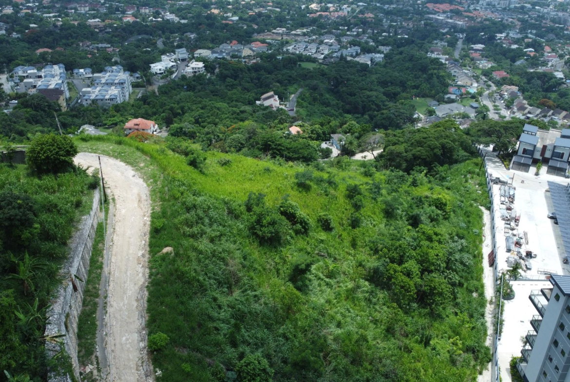 Third image of 14 Harriman Close in Kingston 6, St. Andrew, Jamaica - property is For Sale