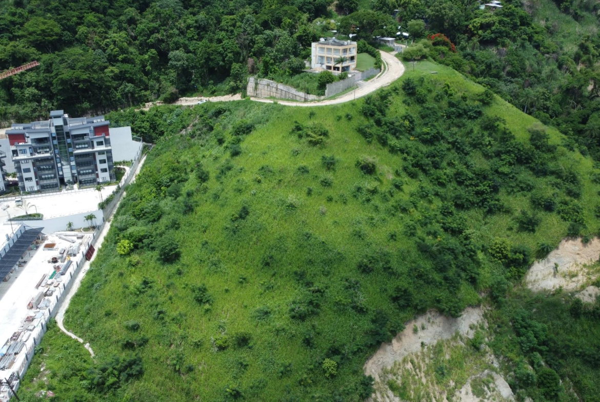 Seventh image of 14 Harriman Close in Kingston 6, St. Andrew, Jamaica - property is For Sale
