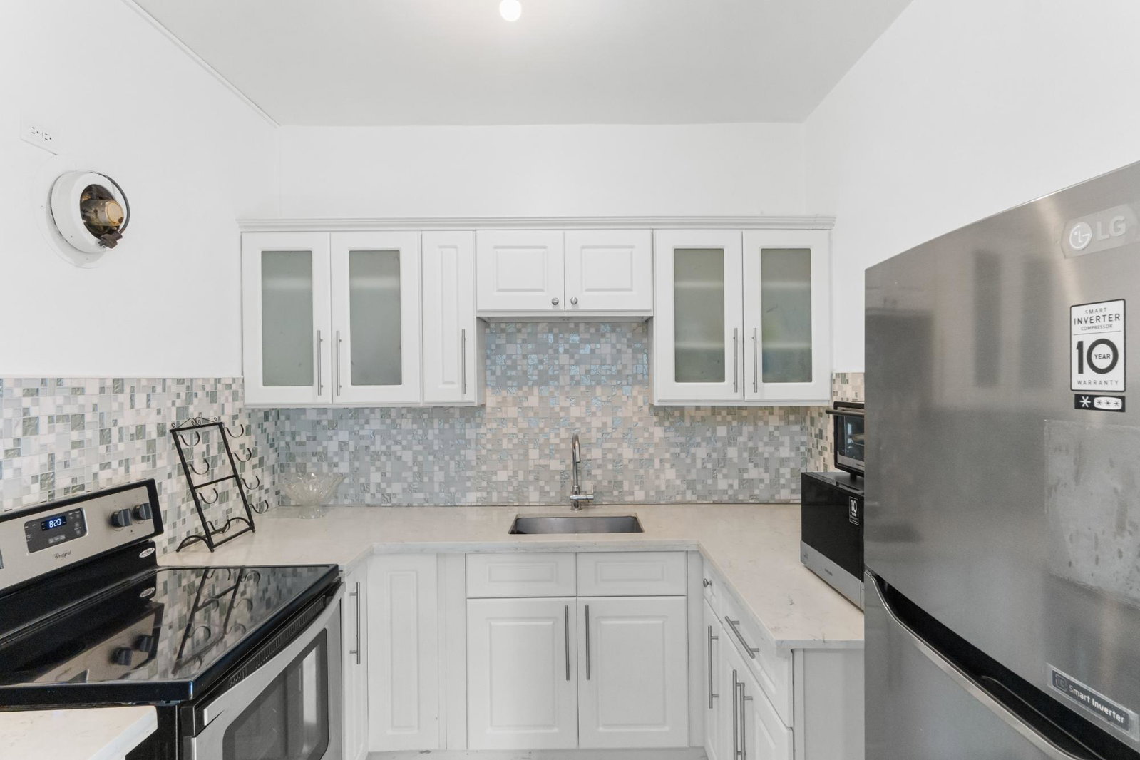 Third image of 14d-44 Trafalgar Road in Kingston 10, St. Andrew, Jamaica - property is For Rent