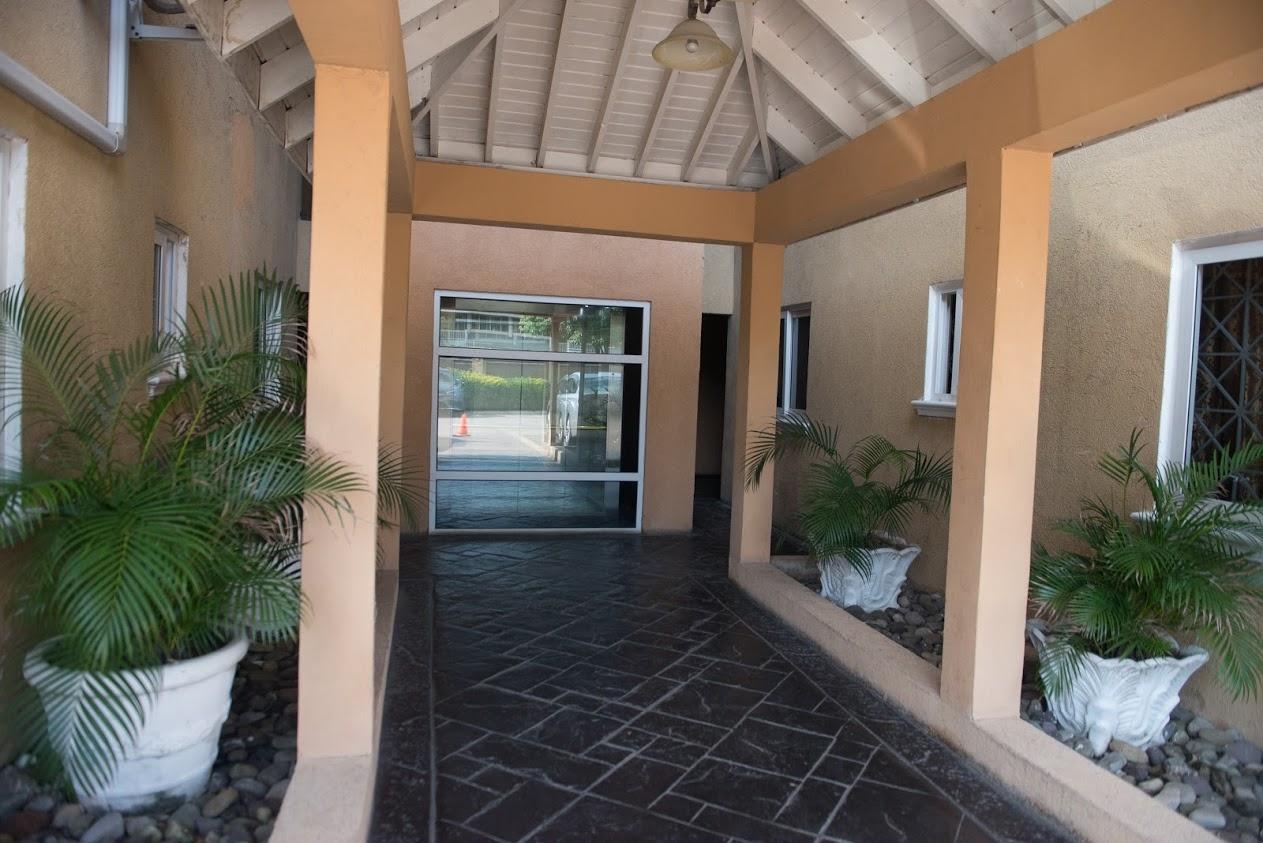Tenth image of 19-4 Waterloo Avenue in Kingston 10, St. Andrew, Jamaica - property is For Rent