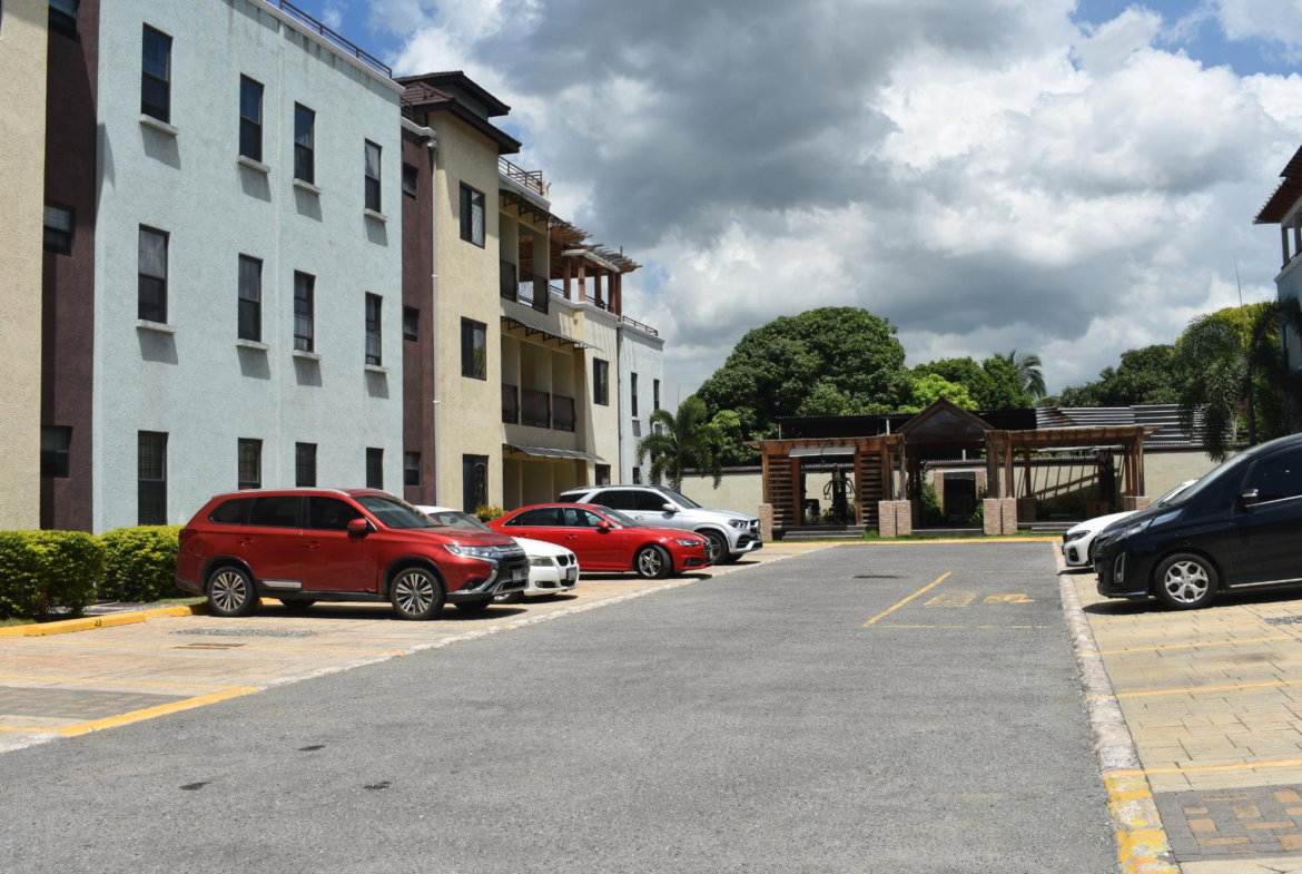 Second image of Apt. 4-4 East Avenue in CONSTANT SPRING, St. Andrew, Jamaica - property is For Rent