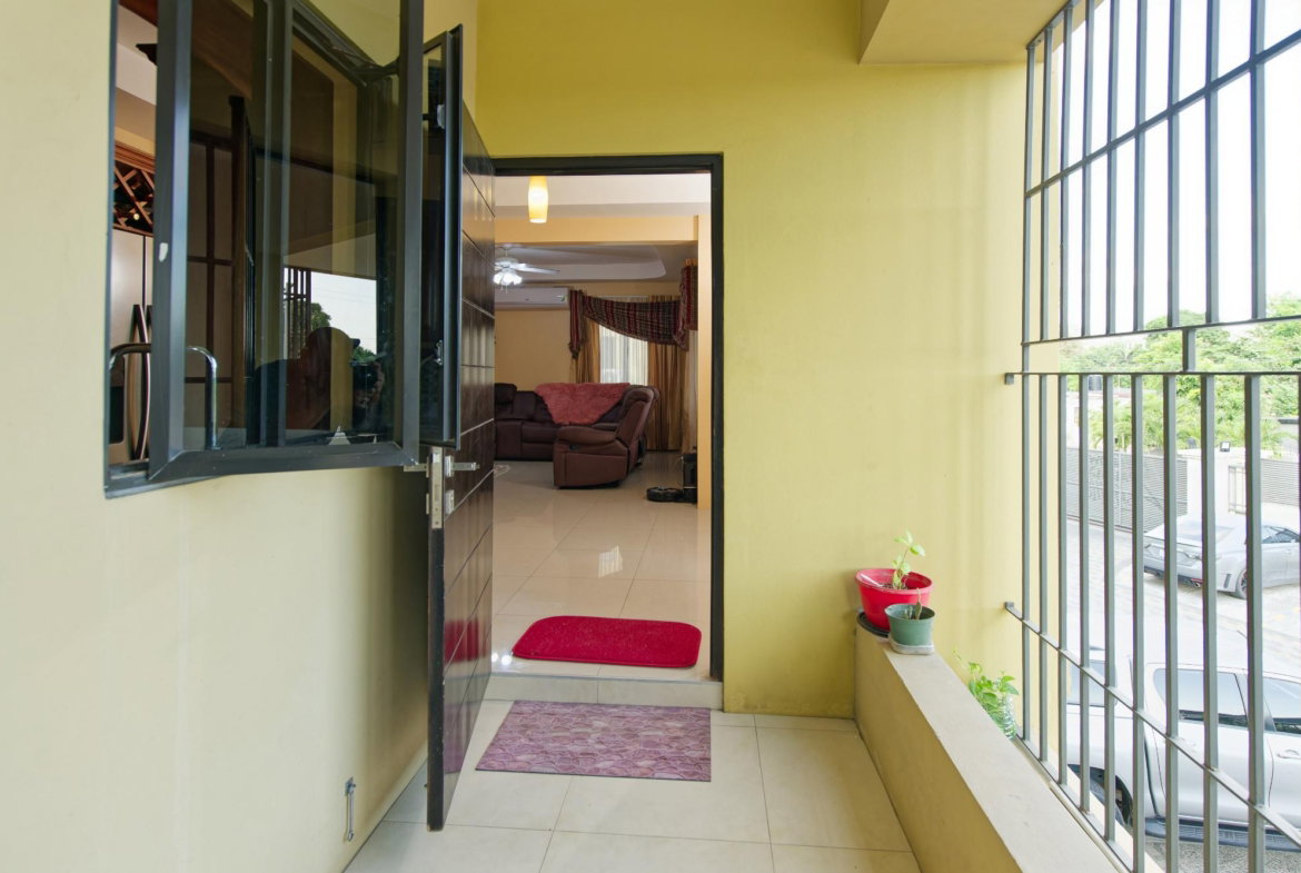 Fourth image of Apt 4a-28 Bombay Avenue, Kingston in Kingston 20, St. Andrew, Jamaica - property is For Sale