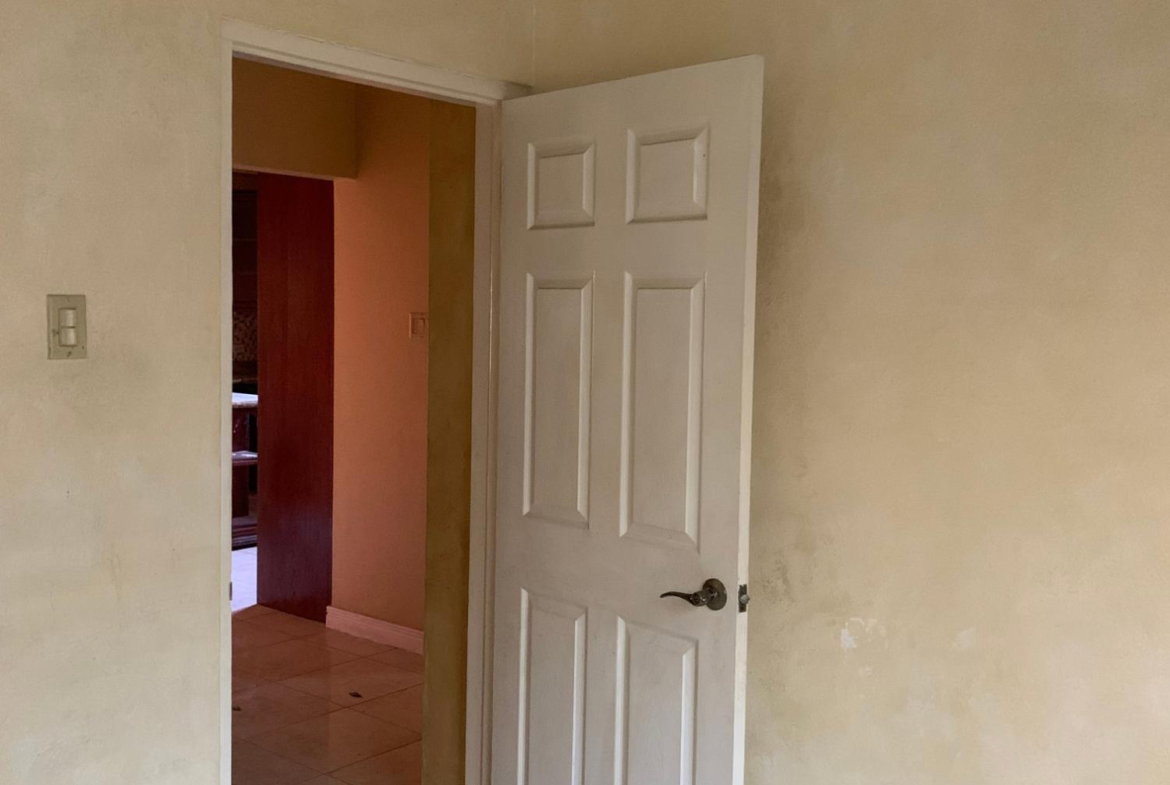 Twenty-Sixth image of 154 Collingwood Circle in Greater Portmore, St. Catherine, Jamaica - property is For Sale