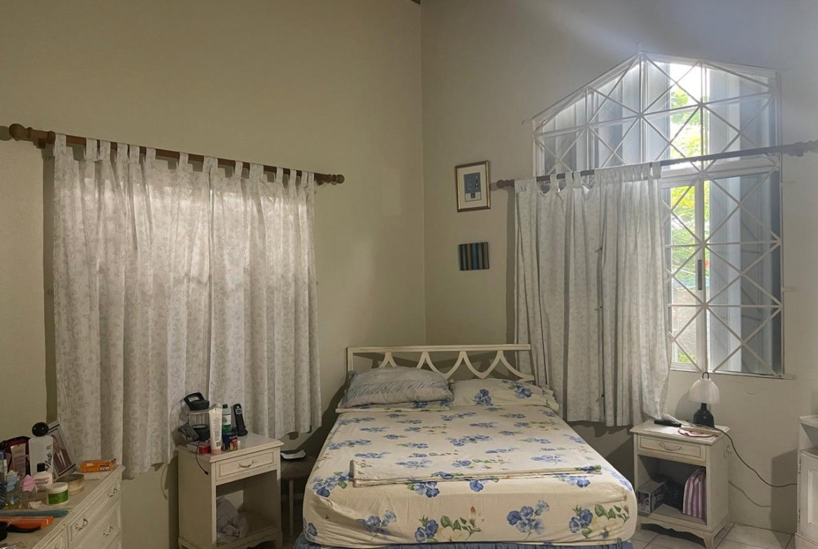 Thirteenth image of Calabash Close in Portmore Pines, St. Catherine, Jamaica - property is For Sale