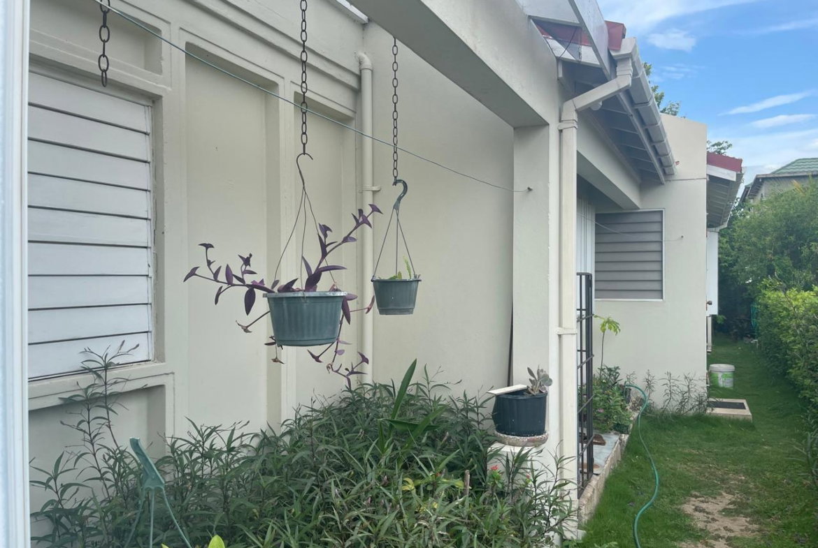 Seventeenth image of Calabash Close in Portmore Pines, St. Catherine, Jamaica - property is For Sale