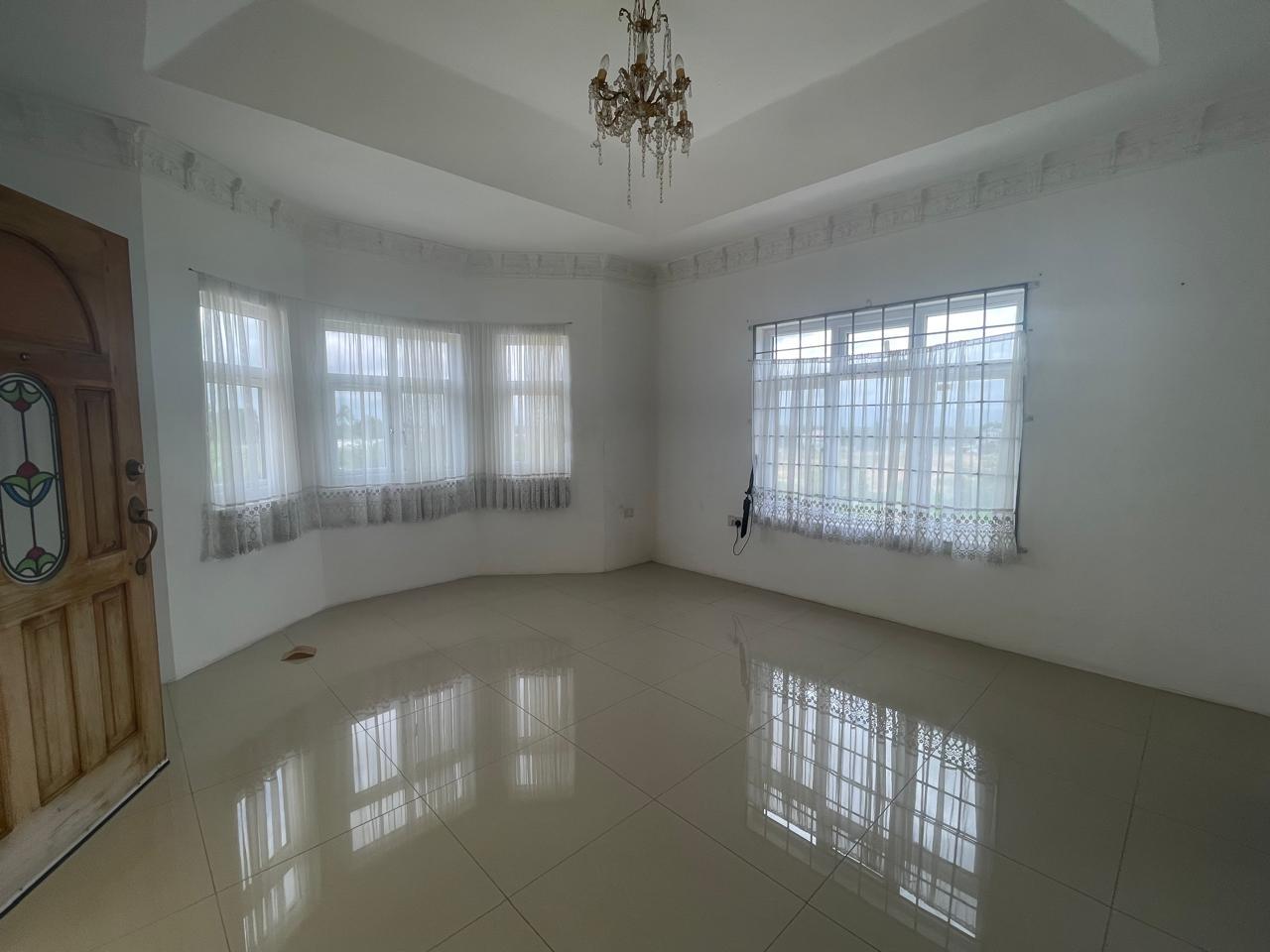 Stunning-4-Bedroom-Family-Home-for-Sale-in-Glenmuir-Jamaica Seventh image of 7 Glenmuir, May Pen in May Pen, Clarendon, Jamaica - property is For Sale