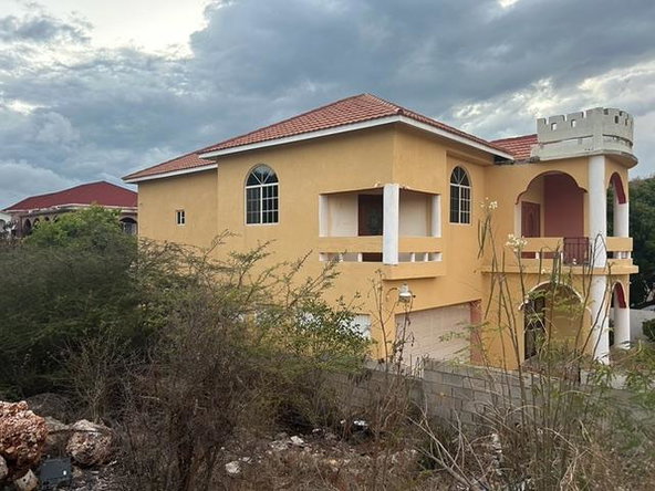 Fifth image of 84 Topaz Close, Upper Fort in Greater Portmore, St. Catherine, Jamaica - property is For Sale