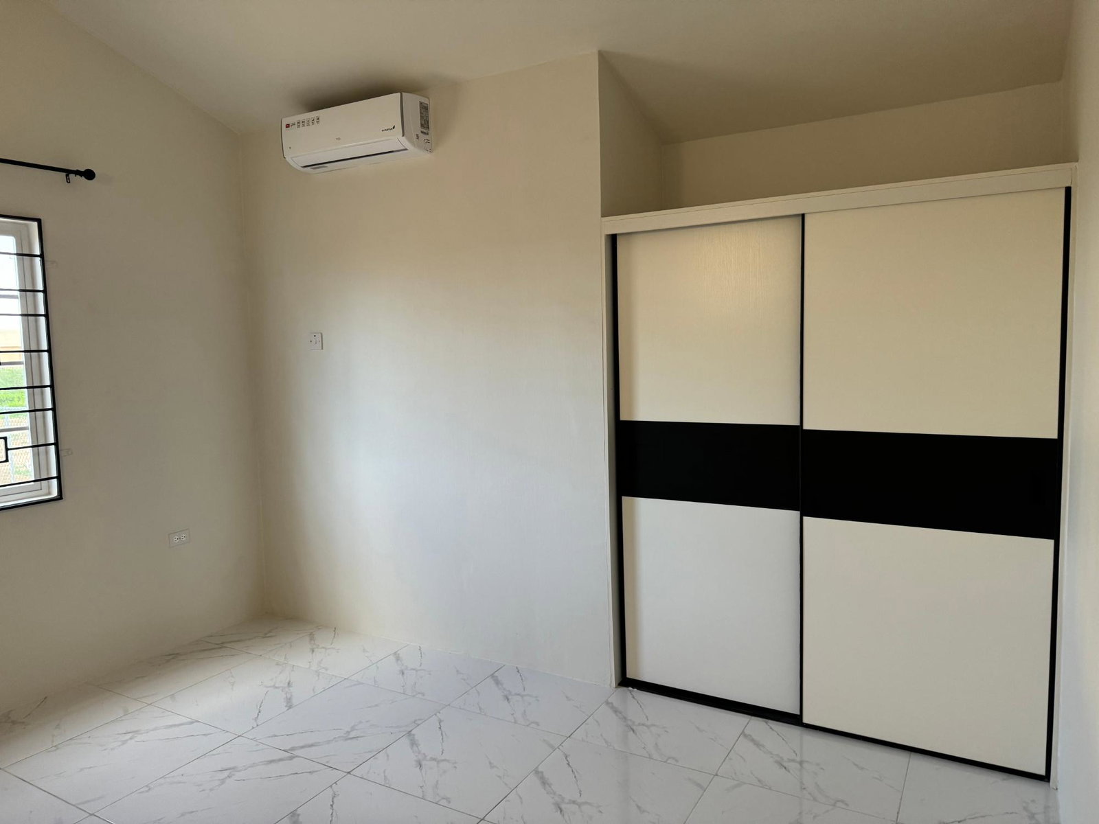 Second image of Lot 694- Phoenix Park Village ii in Phoenix Park, St. Catherine, Jamaica - property is For Rent