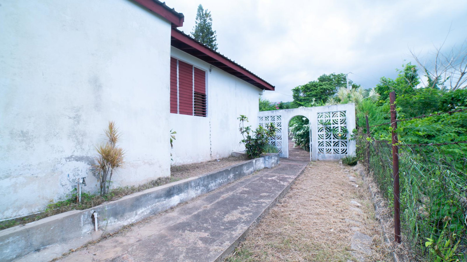 Seventeenth image of 1 a Melody Close in Forest Hills, St. Andrew, Jamaica - property is For Sale