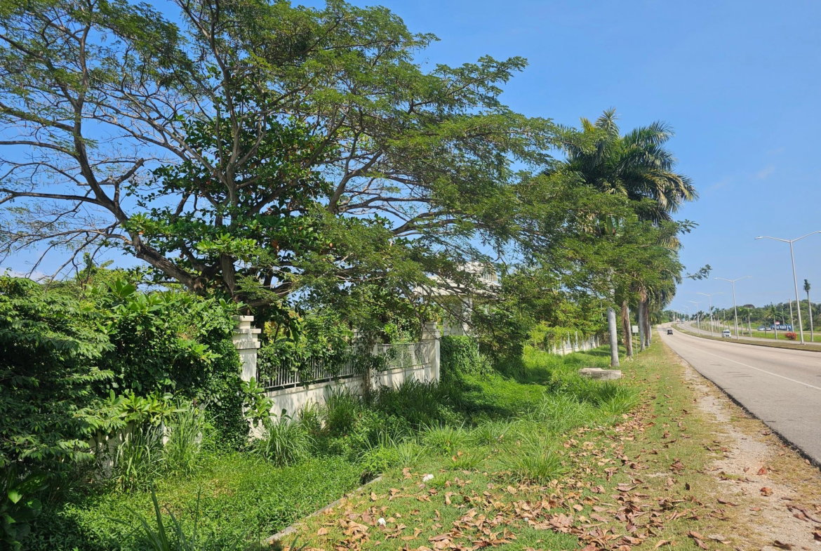 Eleventh image of Rose Hall, Cinnamon Hill, in Montego Bay, St. James, Jamaica - property is For Sale