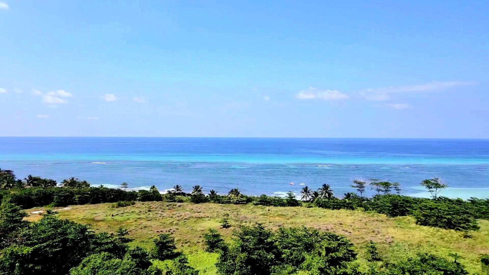 Stunning-Beachfront-Property-for-Sale-in-Montego-Bay-Jamaica Sixteenth image of Rose Hall, Cinnamon Hill, in Montego Bay, St. James, Jamaica - property is For Sale