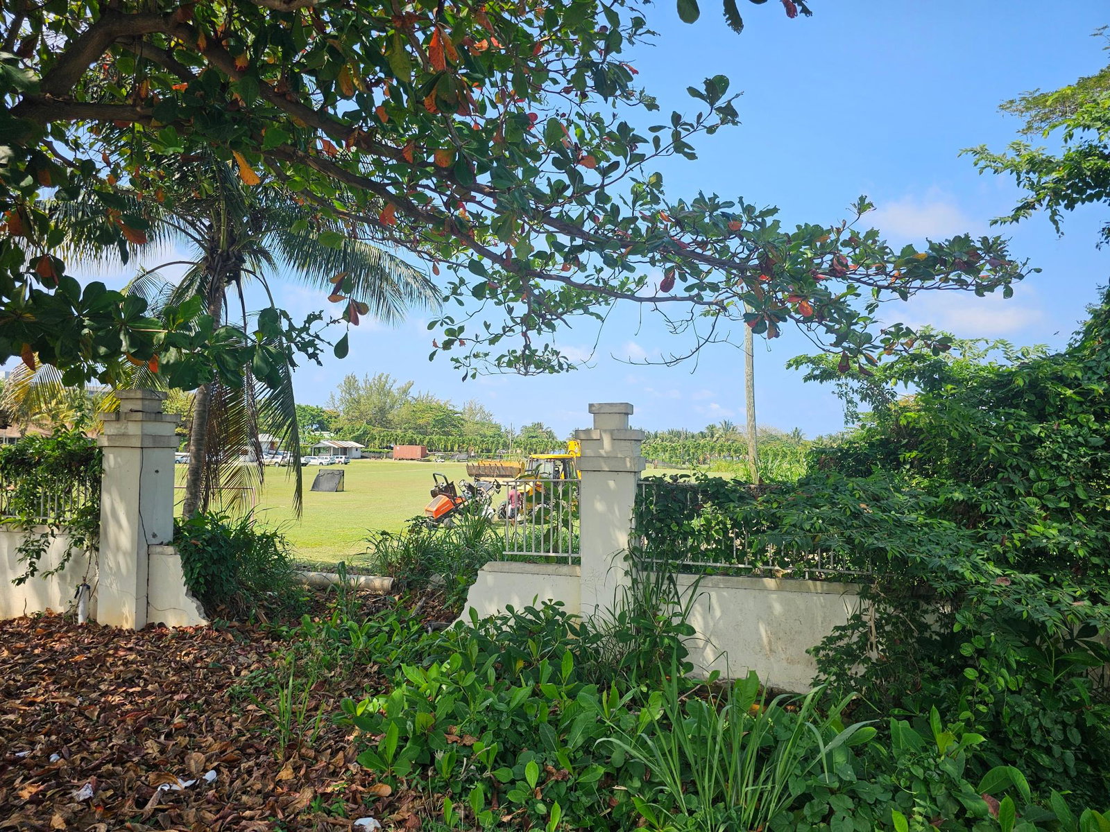 Stunning-Beachfront-Property-for-Sale-in-Montego-Bay-Jamaica Tenth image of Rose Hall, Cinnamon Hill, in Montego Bay, St. James, Jamaica - property is For Sale