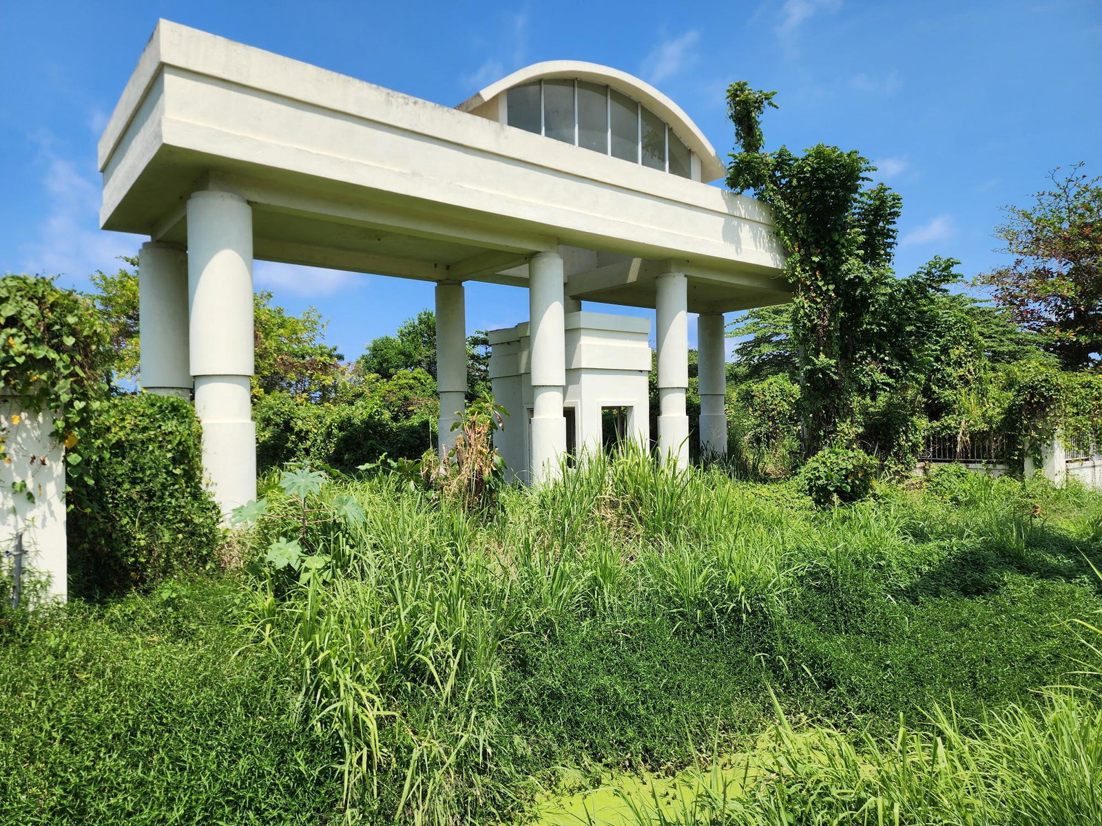 Stunning-Beachfront-Property-for-Sale-in-Montego-Bay-Jamaica First image of Rose Hall, Cinnamon Hill, in Montego Bay, St. James, Jamaica - property is For Sale