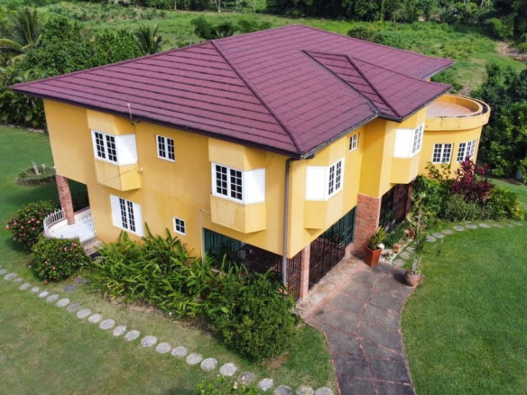 First image of Knollis in Bog Walk, St. Catherine, Jamaica - property is For Sale