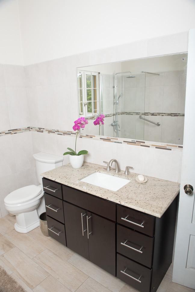 Stunning-Family-Estate-Home-for-Sale-in-Knollis-Jamaica Ninth image of Knollis in Bog Walk, St. Catherine, Jamaica - property is For Sale