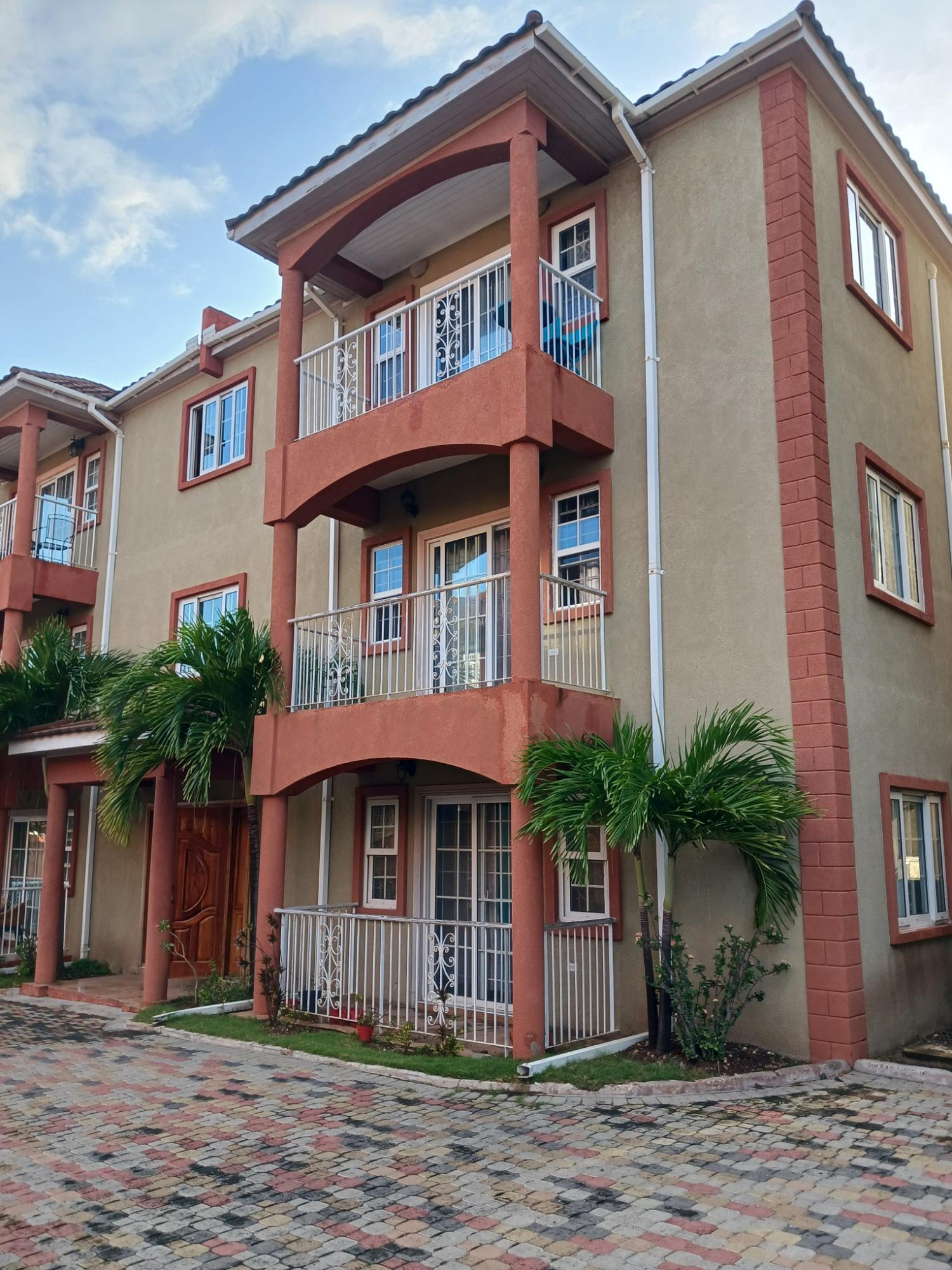 Fifth image of 12-12 Fairway Avenue in Kingston 6, St. Andrew, Jamaica - property is For Rent