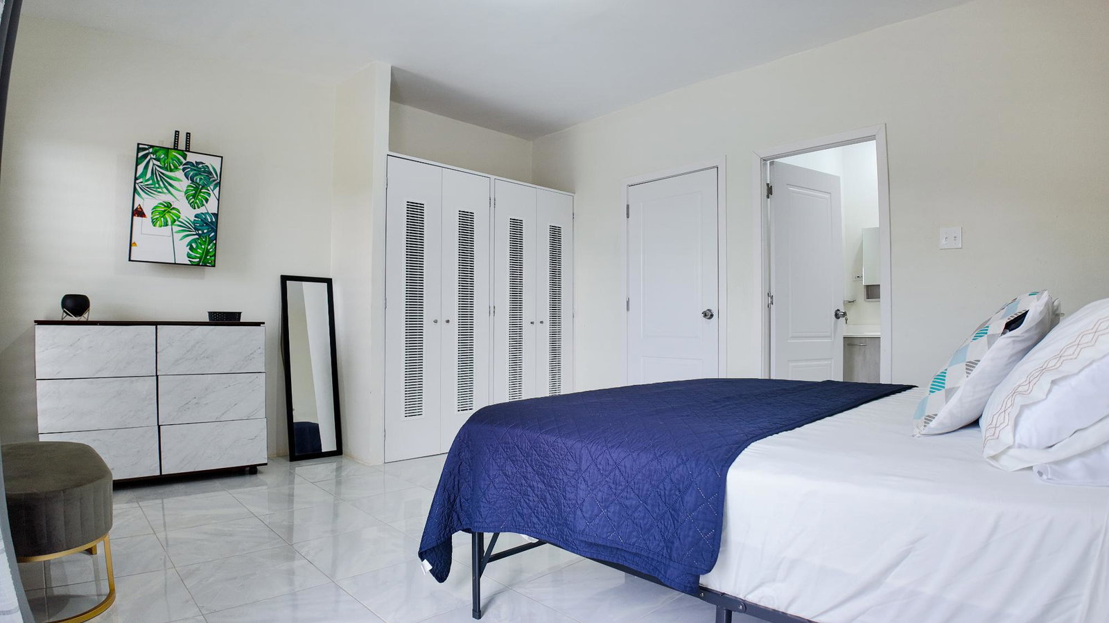 Stylish-2-Bedroom-Townhouse-for-Rent-in-Camelot-Village-Discovery-Bay Thirteenth image of 87- Camelot Village in Discovery Bay, St. Ann, Jamaica - property is For Rent