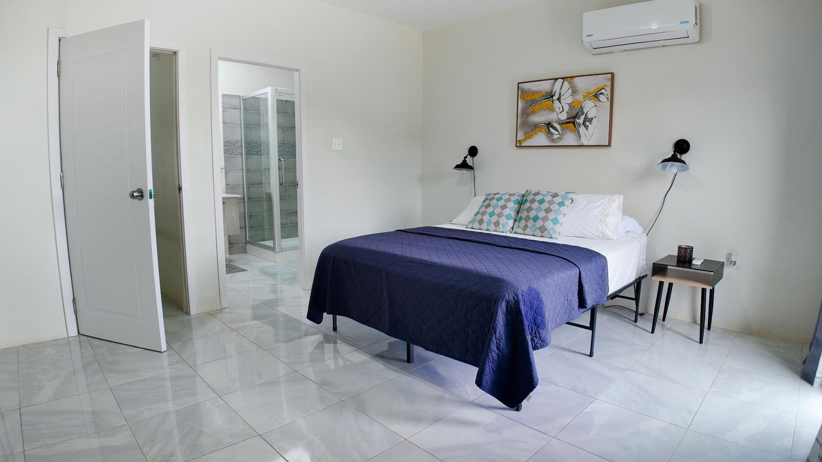 Stylish-2-Bedroom-Townhouse-for-Rent-in-Camelot-Village-Discovery-Bay Nineteenth image of 87- Camelot Village in Discovery Bay, St. Ann, Jamaica - property is For Rent