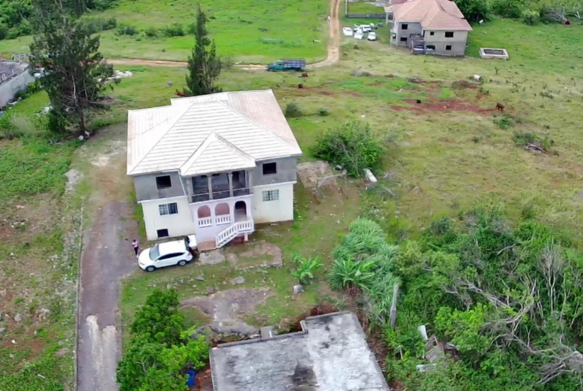 Seventeenth image of 6 Williams Drive in Knockpatirck, Manchester, Jamaica - property is For Sale