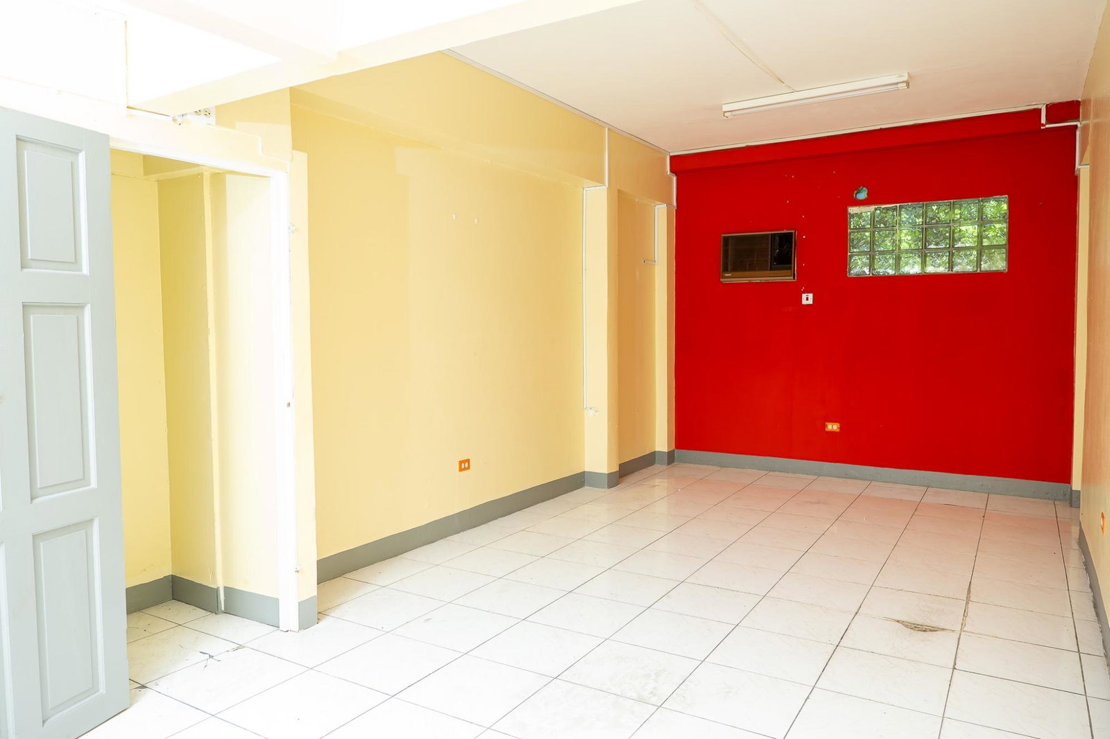 Victory-Building-Prime-Retail-Office-Space-for-Rent-in-Montego-Bay Sixth image of 2a-3-5 Fort Street in Montego Bay, St. James, Jamaica - property is For Rent