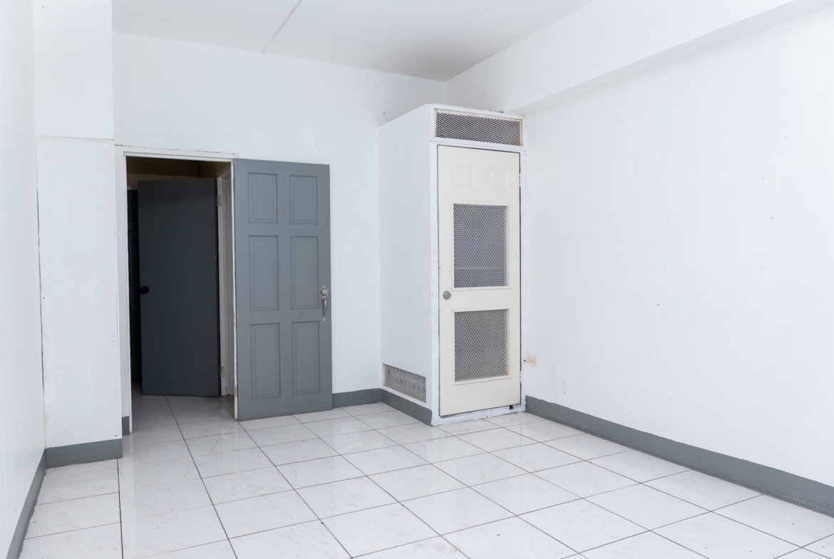 Eighth image of 2a-3-5 Fort Street in Montego Bay, St. James, Jamaica - property is For Rent