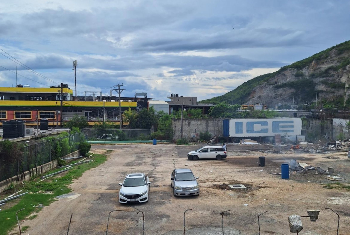 Second image of 21-1 Congreve Park in Port Henderson, St. Catherine, Jamaica - property is For Rent