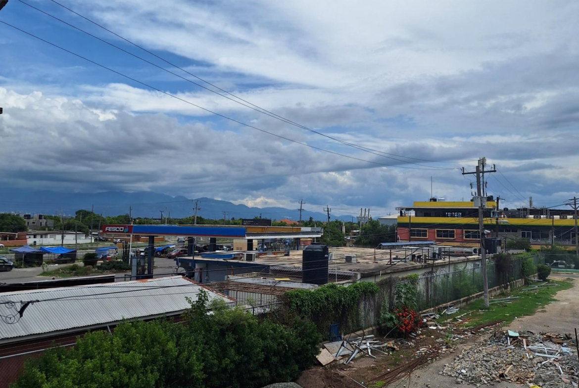 Fifth image of 21-1 Congreve Park in Port Henderson, St. Catherine, Jamaica - property is For Rent