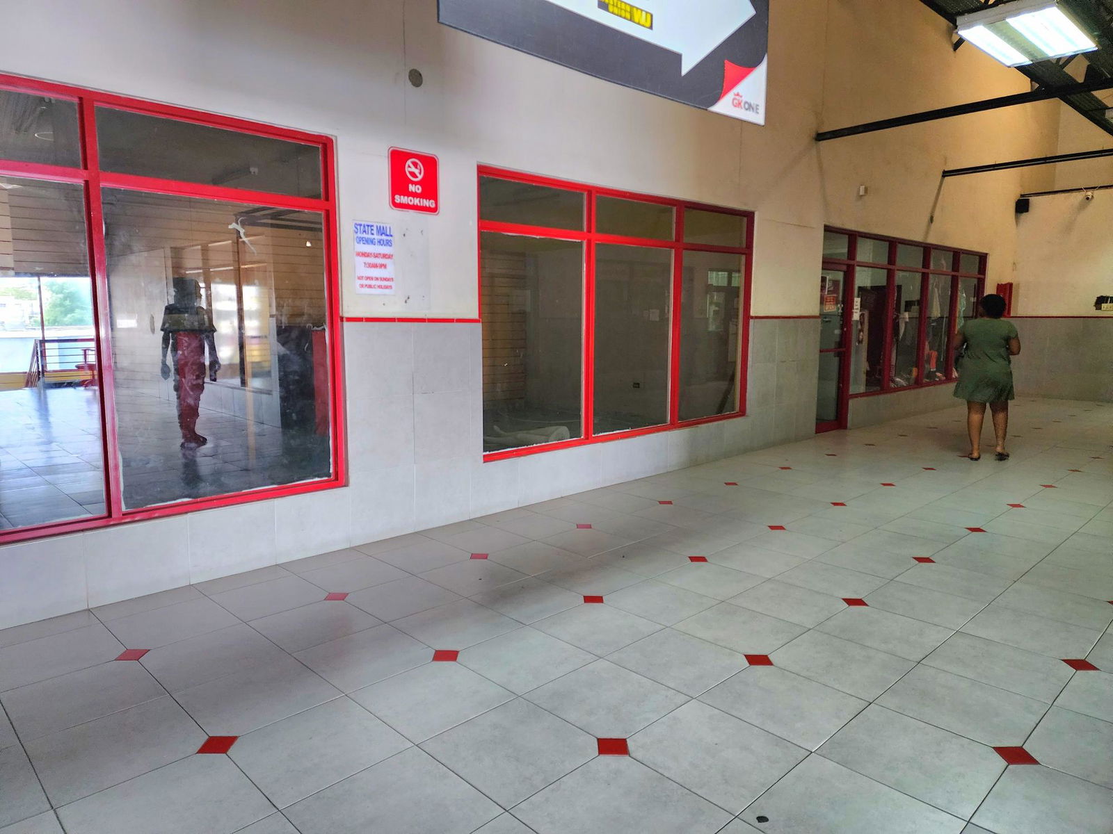 Third image of 10-13-17 Half Way Tree Road in CROSS ROADS, St. Andrew, Jamaica - property is For Rent