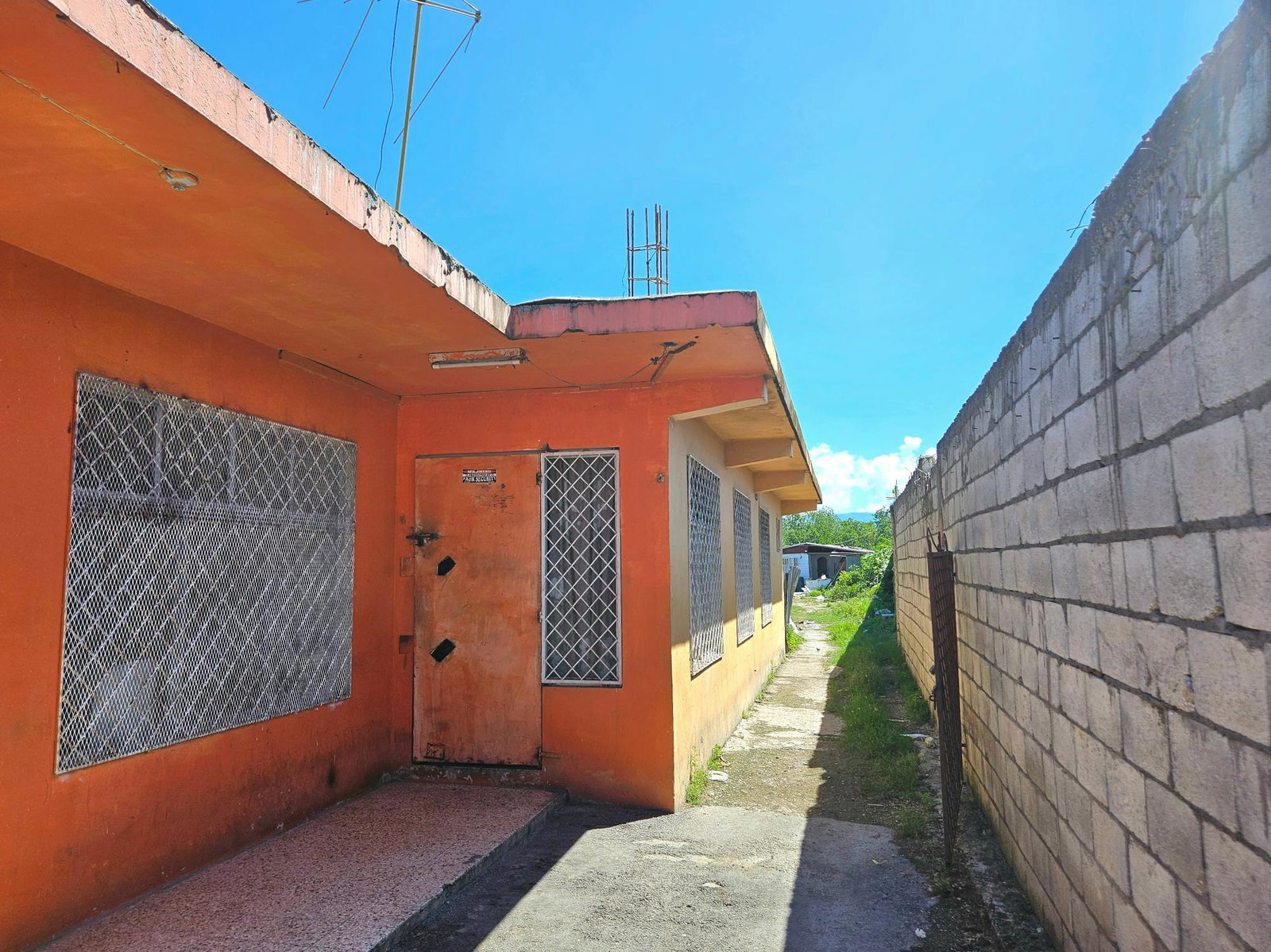 Third image of 28 gt George st in SAVANNA LA MAR, Westmoreland, Jamaica - property is For Sale