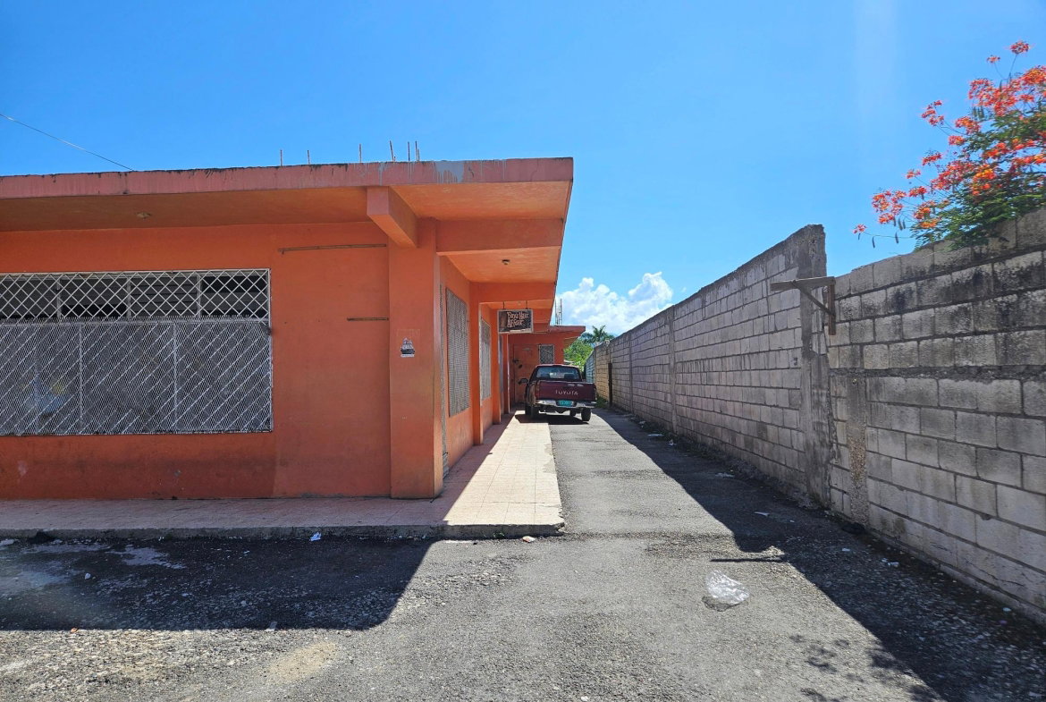 Fifth image of 28 gt George st in SAVANNA LA MAR, Westmoreland, Jamaica - property is For Sale