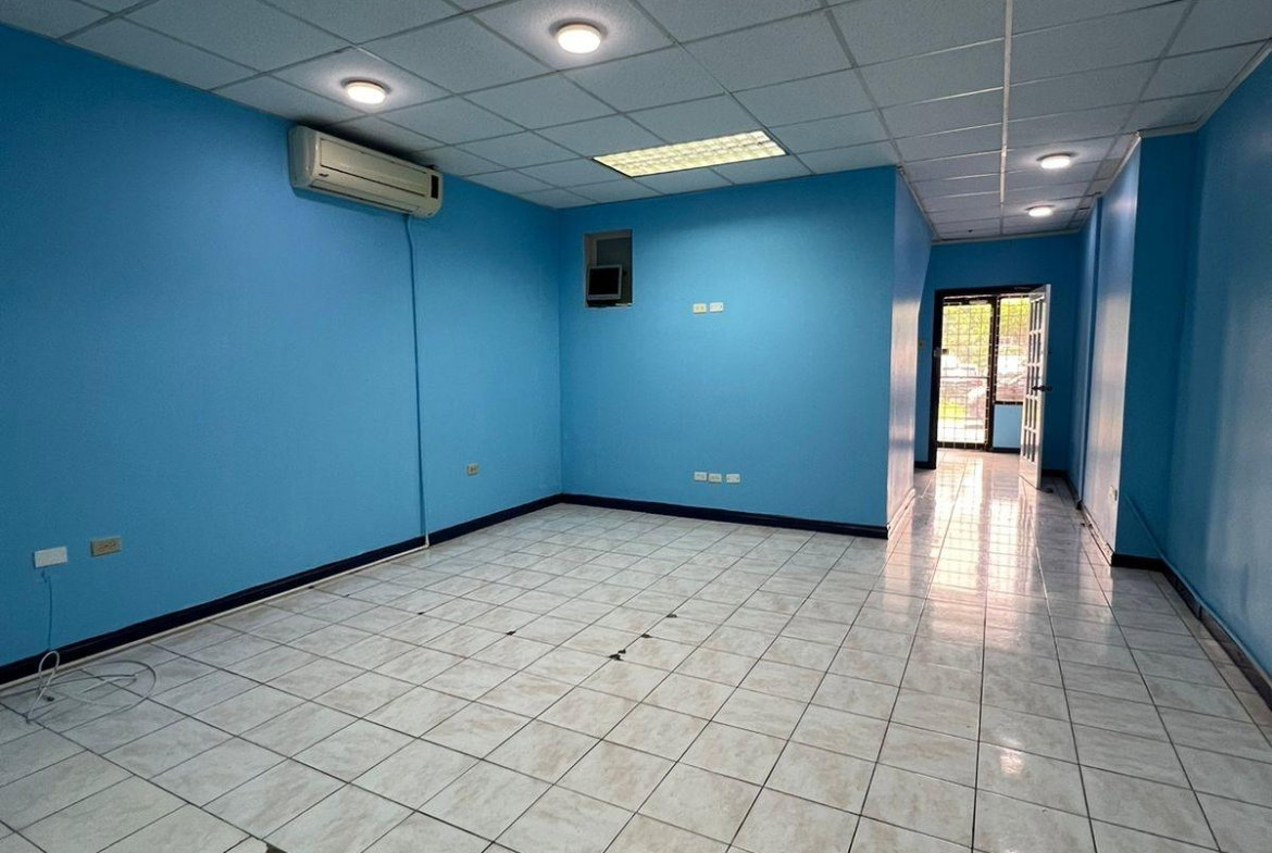 Fifth image of 7 Barbados Ave New Kingston in NEW KINGSTON, St. Andrew, Jamaica - property is For Rent