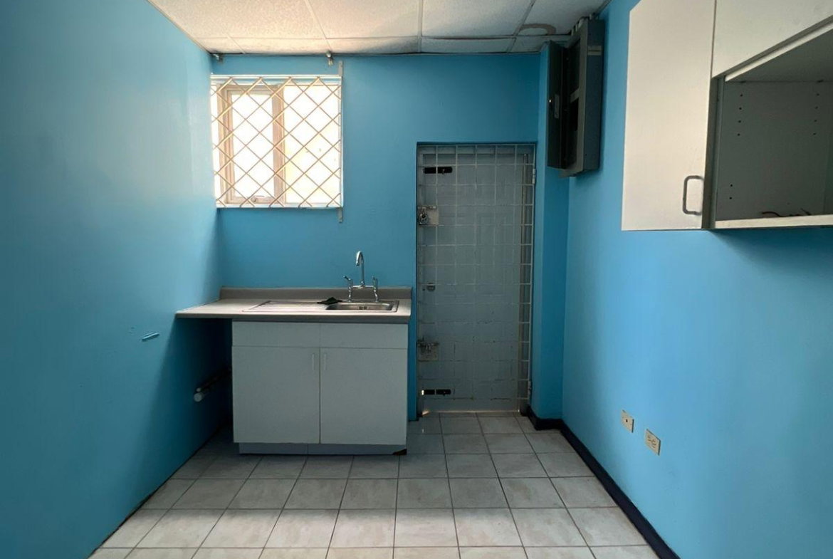 Sixth image of 7 Barbados Ave New Kingston in NEW KINGSTON, St. Andrew, Jamaica - property is For Rent