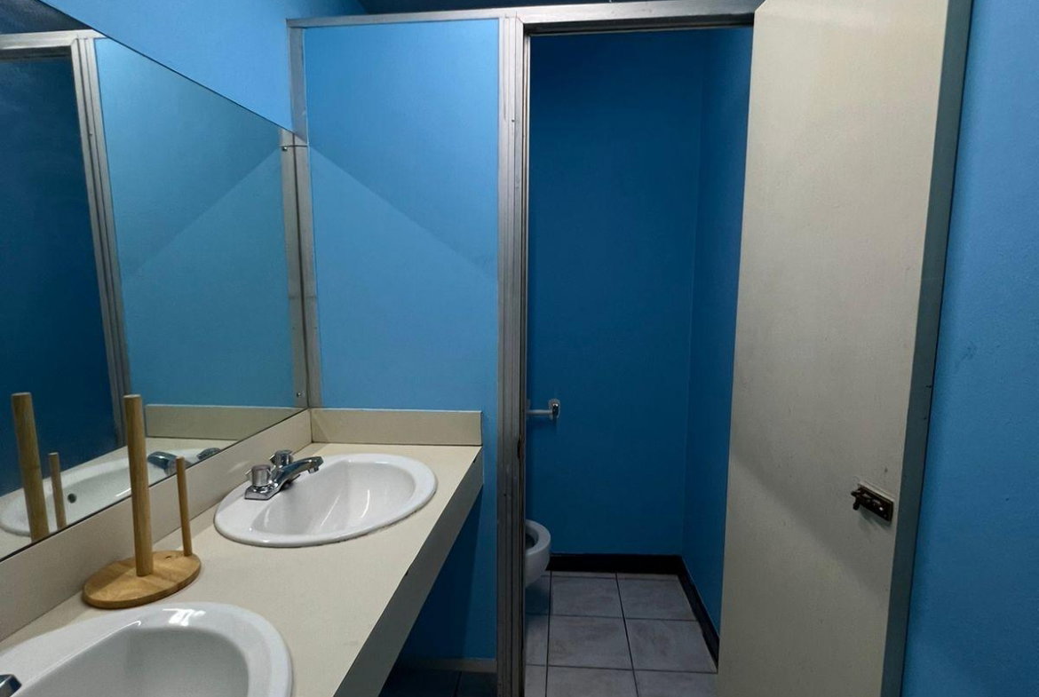 Ninth image of 7 Barbados Ave New Kingston in NEW KINGSTON, St. Andrew, Jamaica - property is For Rent