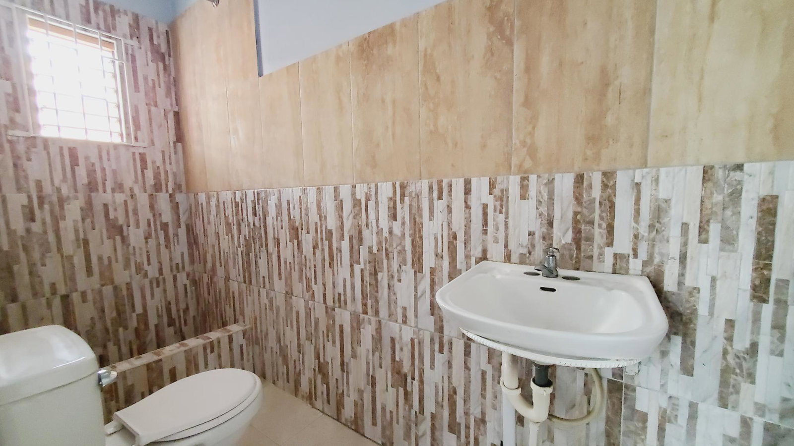 Seventh image of 9 Bloomsbury Road in Kingston 10, St. Andrew, Jamaica - property is For Rent